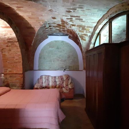 Agriturismo Alle Rose Volterra Buitenkant foto