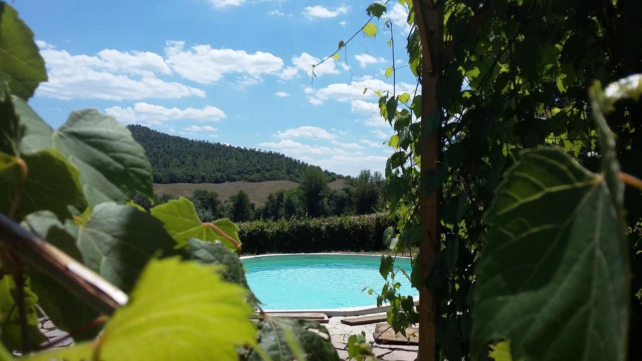 Agriturismo Alle Rose Volterra Buitenkant foto