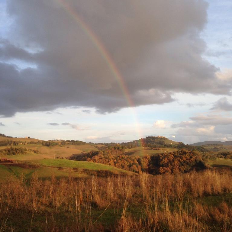 Agriturismo Alle Rose Volterra Buitenkant foto