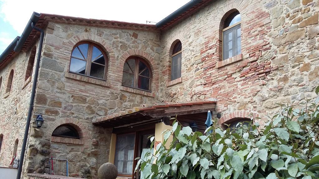 Agriturismo Alle Rose Volterra Buitenkant foto